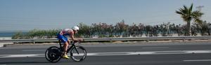 Ali Brownlee smashed course record at the Abu Dhabi International Triathlon.